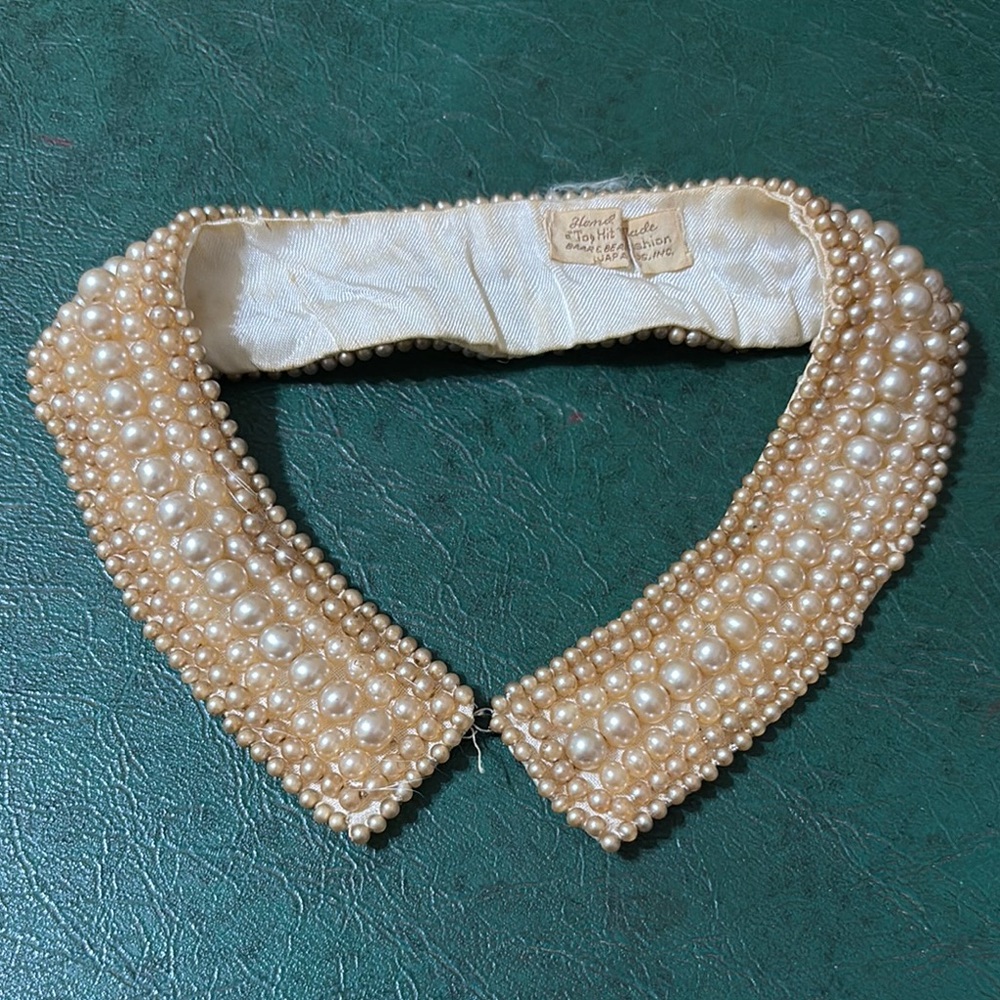 1950s Baar & Beards Faux Pearl Collar